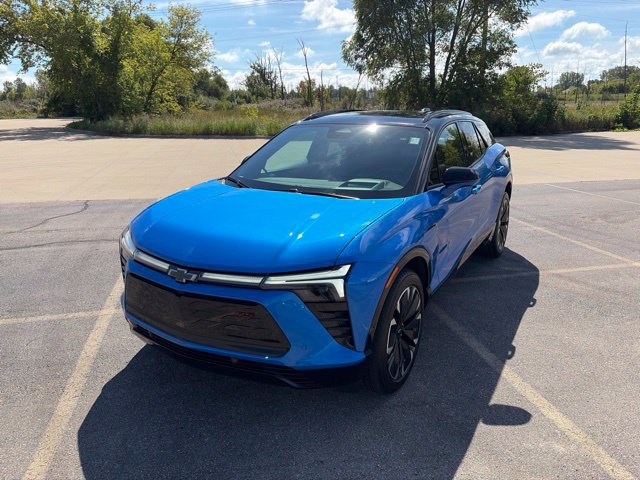 Used 2026 Chevrolet Blazer EV RS w/ Super Cruise Package AWD/4WD image 1