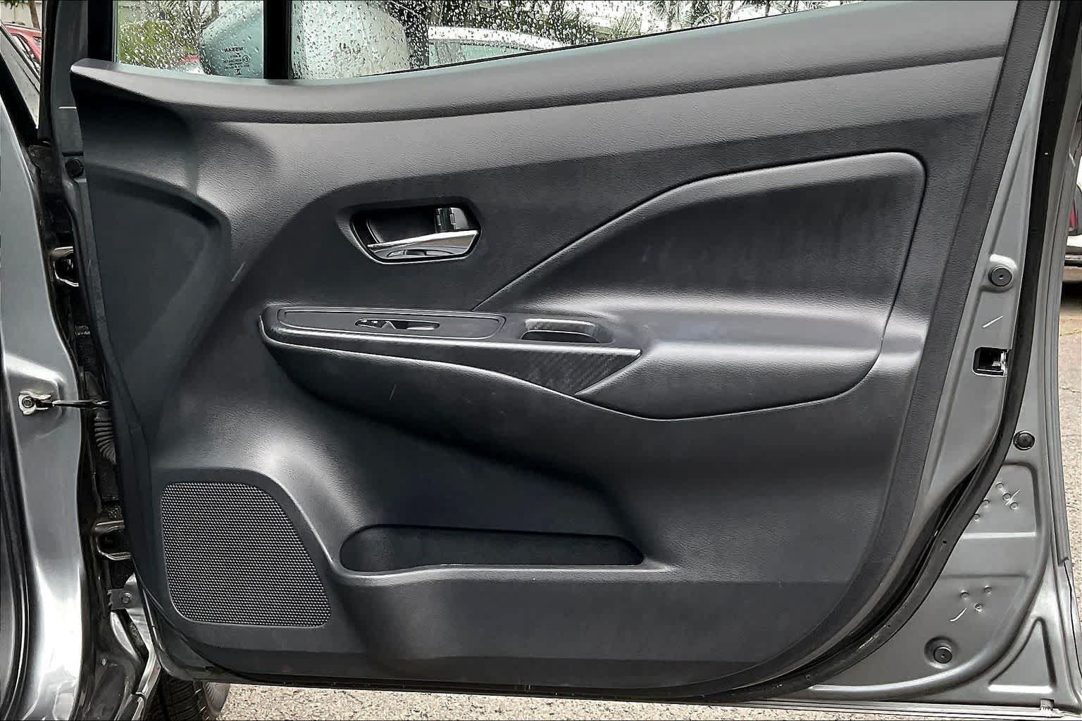 Used 2023 Nissan Versa SV FWD image 28