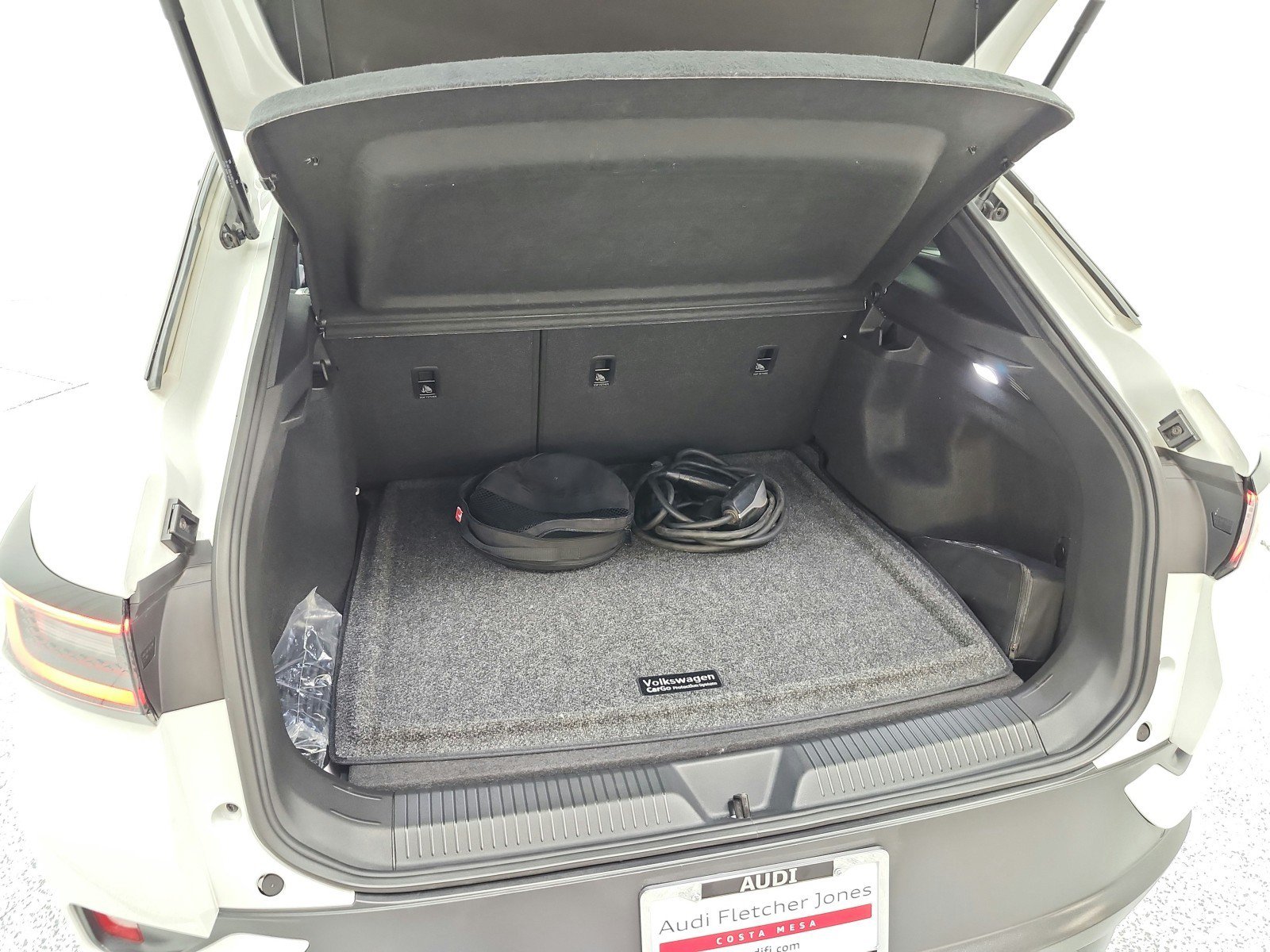 Used 2025 Volkswagen ID.4 Pro RWD image 21