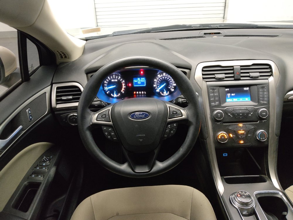 Used 2018 Ford Fusion S FWD image 22