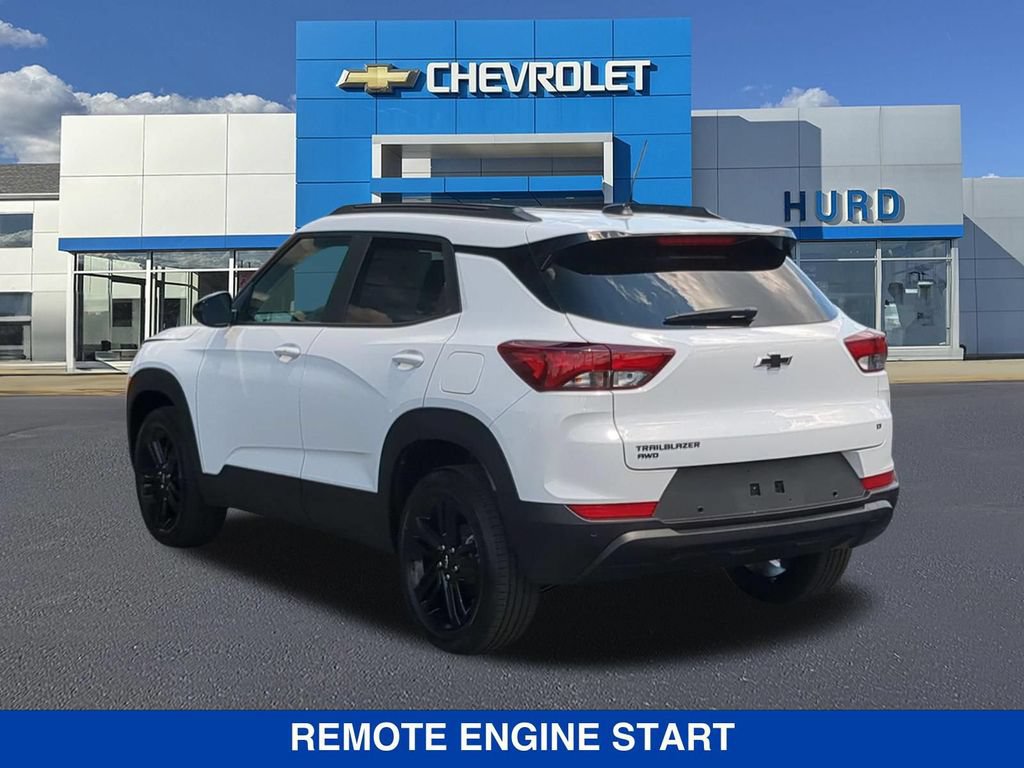New 2026 Chevrolet TrailBlazer LT w/ Midnight Edition AWD/4WD image 7
