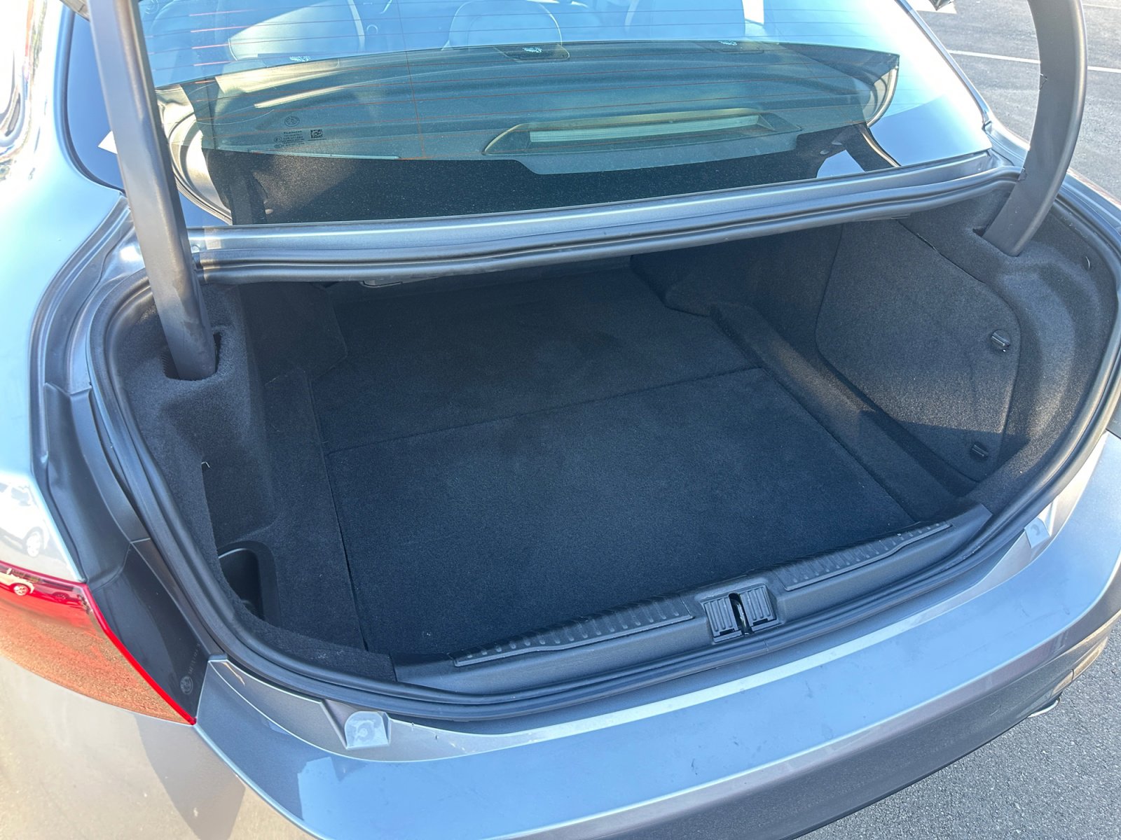 Used 2018 Alfa Romeo Giulia image 26