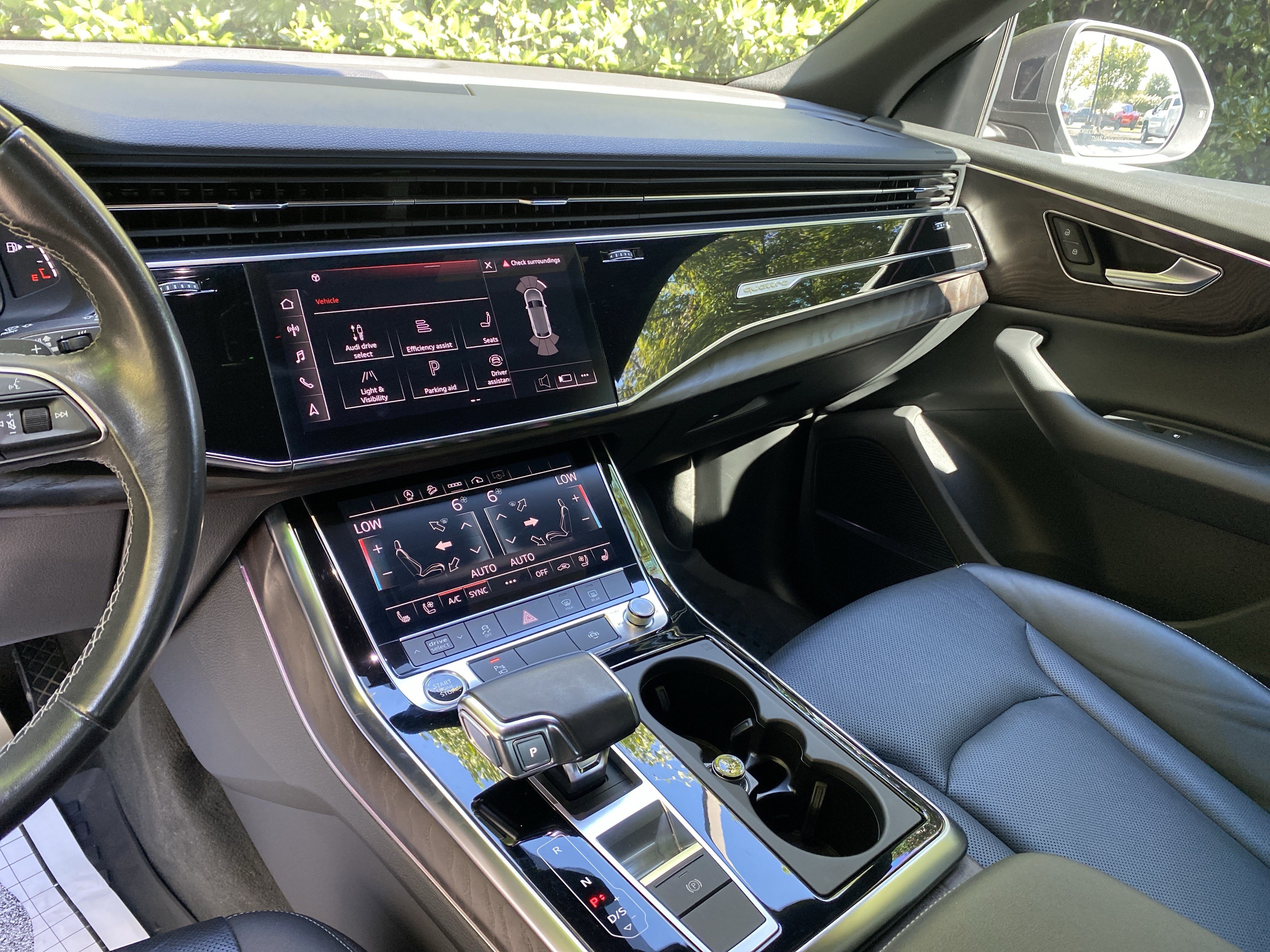 Used 2021 Audi Q8 Premium Plus AWD/4WD image 22