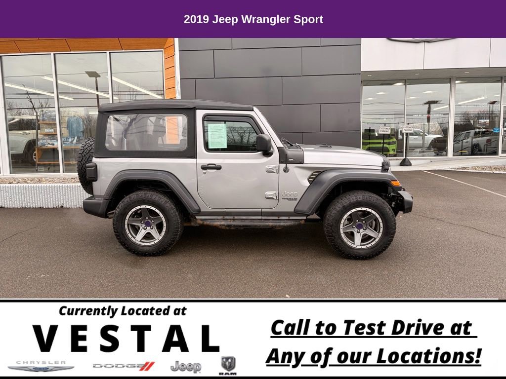 Used 2019 Jeep Wrangler Sport AWD/4WD image 5