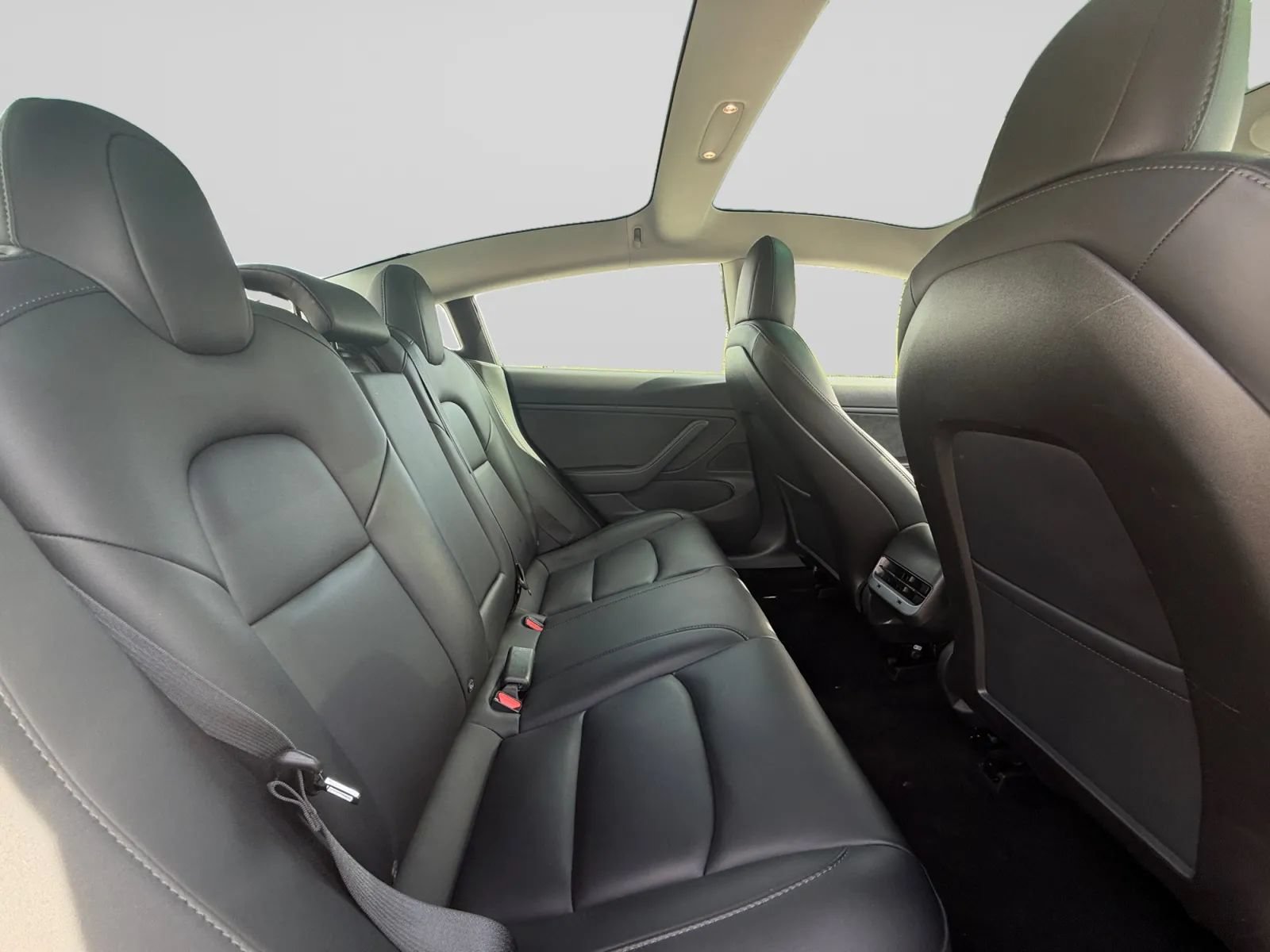 Used 2019 Tesla Model 3 Standard Range Plus RWD image 30