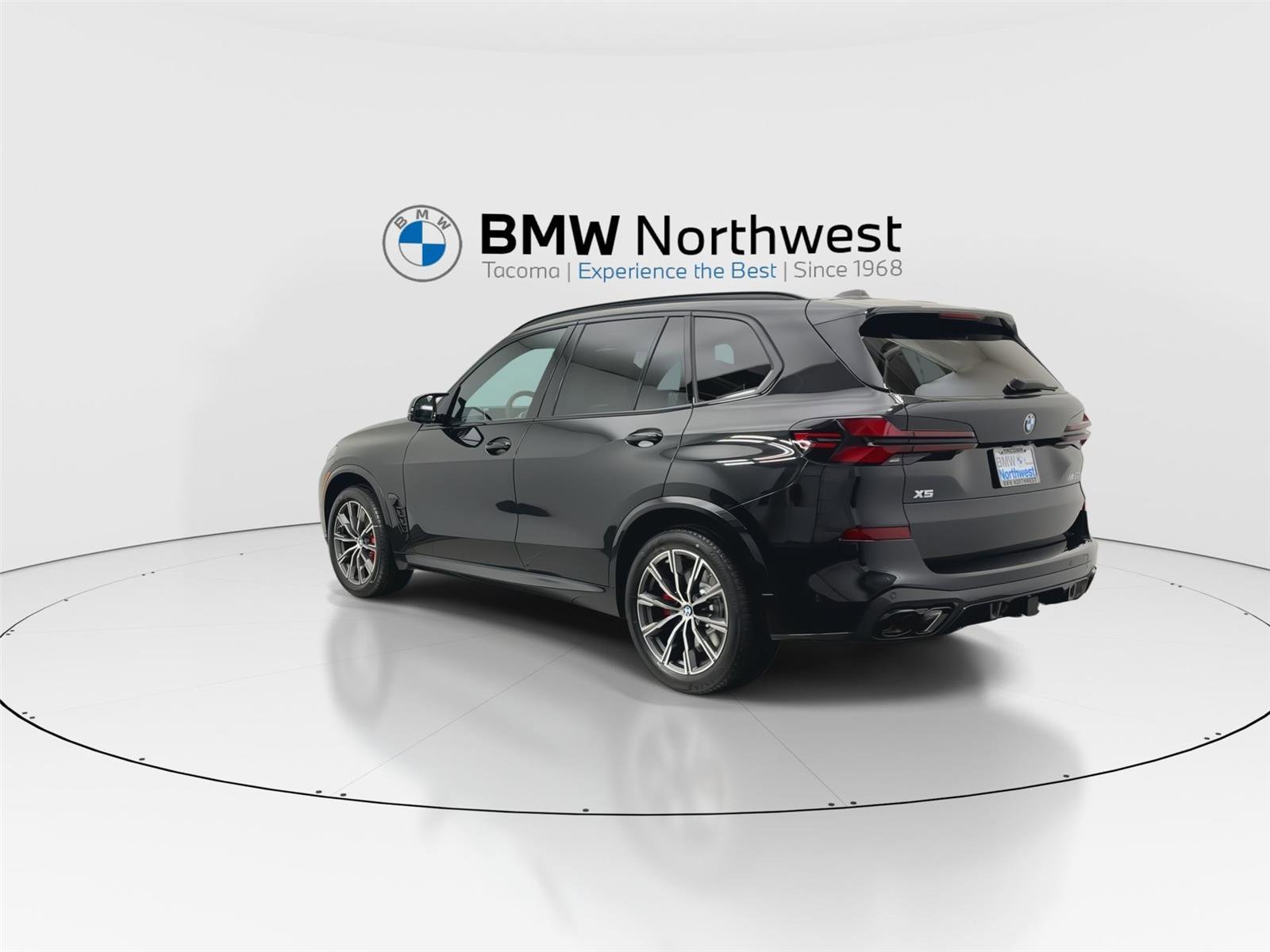 New 2026 BMW X5 M60i w/ Climate Comfort Package image 12