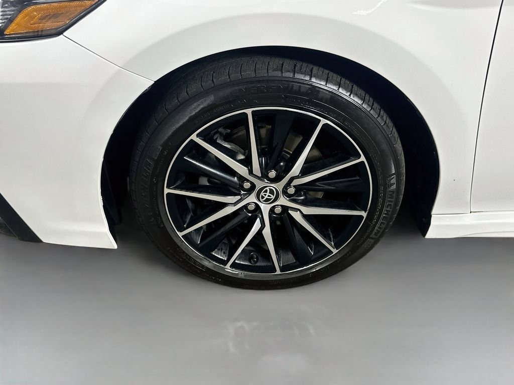 Used 2023 Toyota Camry SE FWD image 8