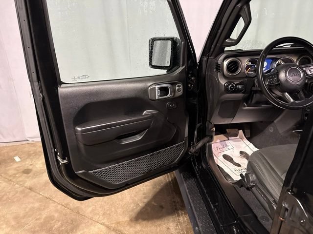 Used 2021 Jeep Wrangler Unlimited Sport AWD/4WD image 2