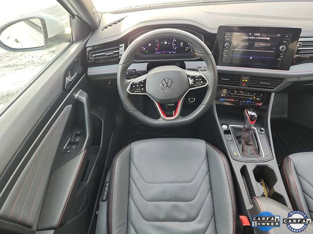 Used 2025 Volkswagen Jetta GLI Autobahn image 9