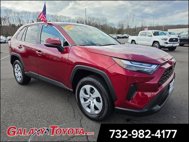 Used 2025 Toyota RAV4 LE image 1