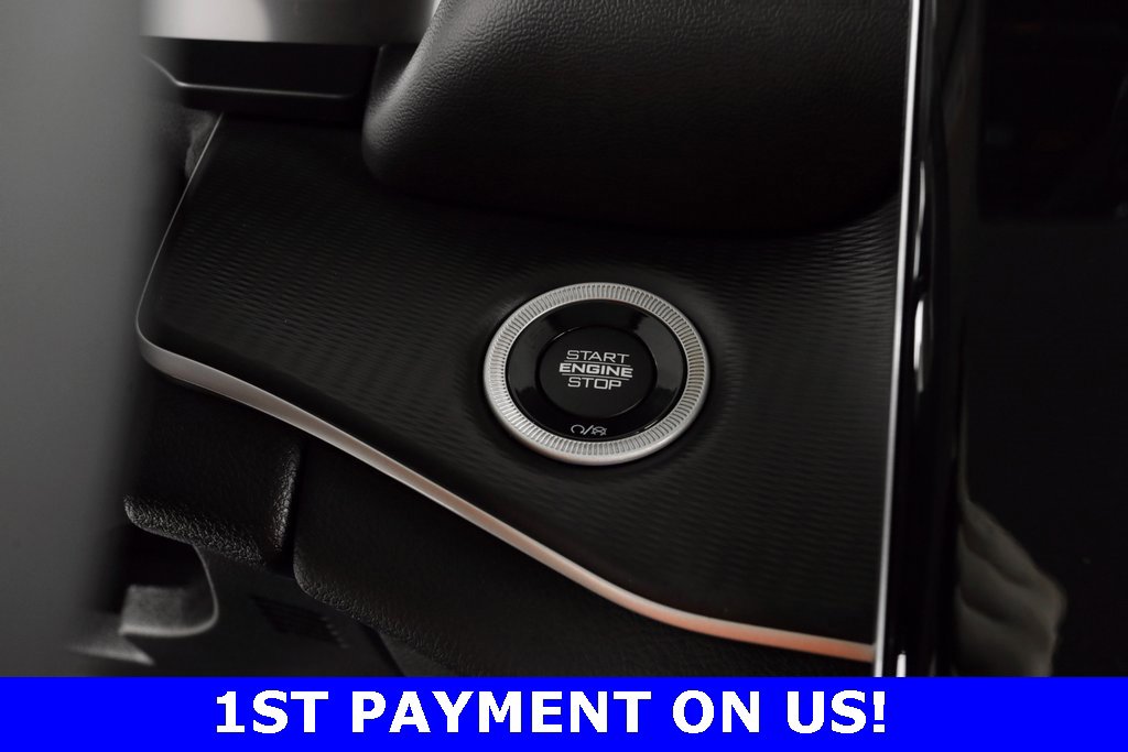 Certified 2023 Jeep Grand Cherokee Laredo w/ Luxury Tech Group I image 28