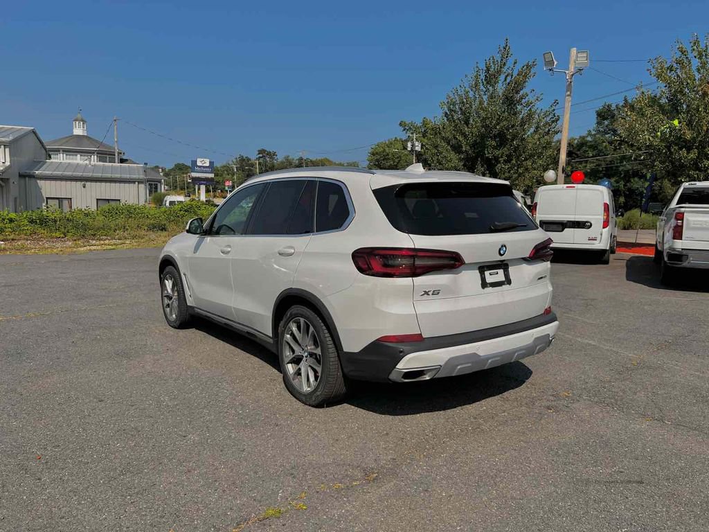 Used 2019 BMW X5 xDrive40i w/ Convenience Package image 5