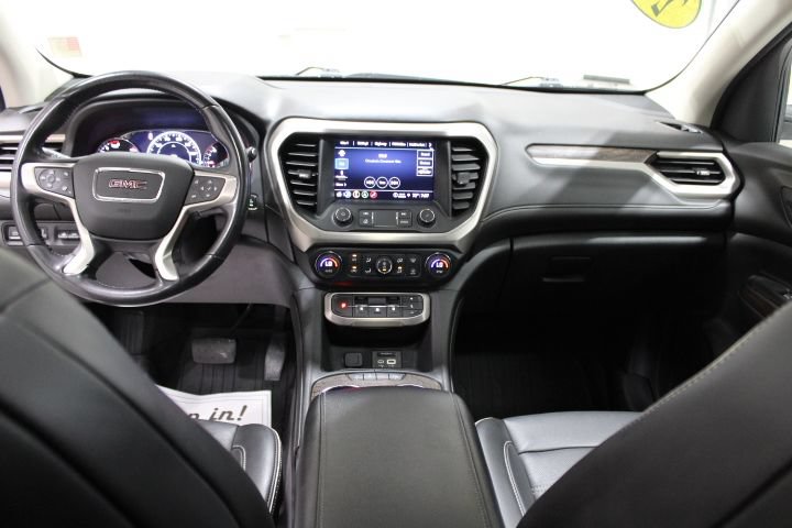 Used 2021 GMC Acadia Denali w/ Denali Technology Package AWD/4WD image 31