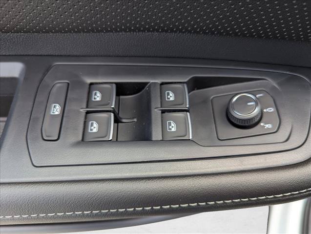 New 2026 Volkswagen Atlas Cross Sport SE AWD/4WD image 10
