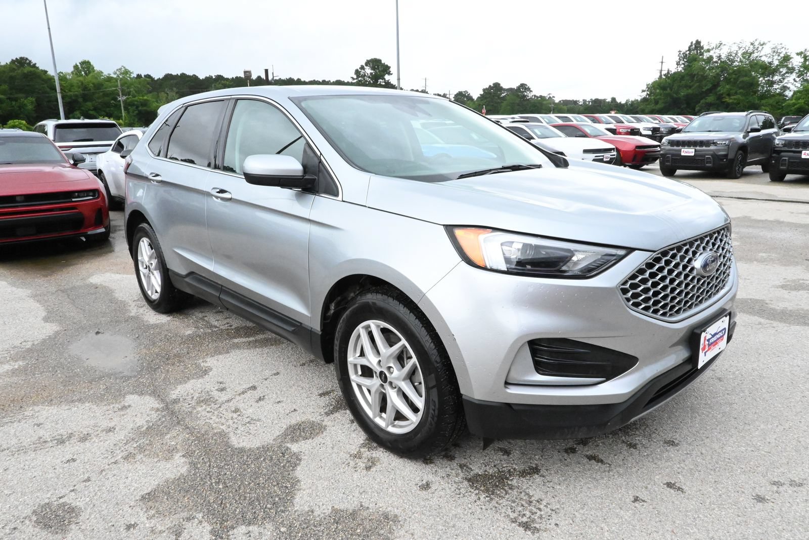 Used 2024 Ford Edge SEL AWD/4WD image 4