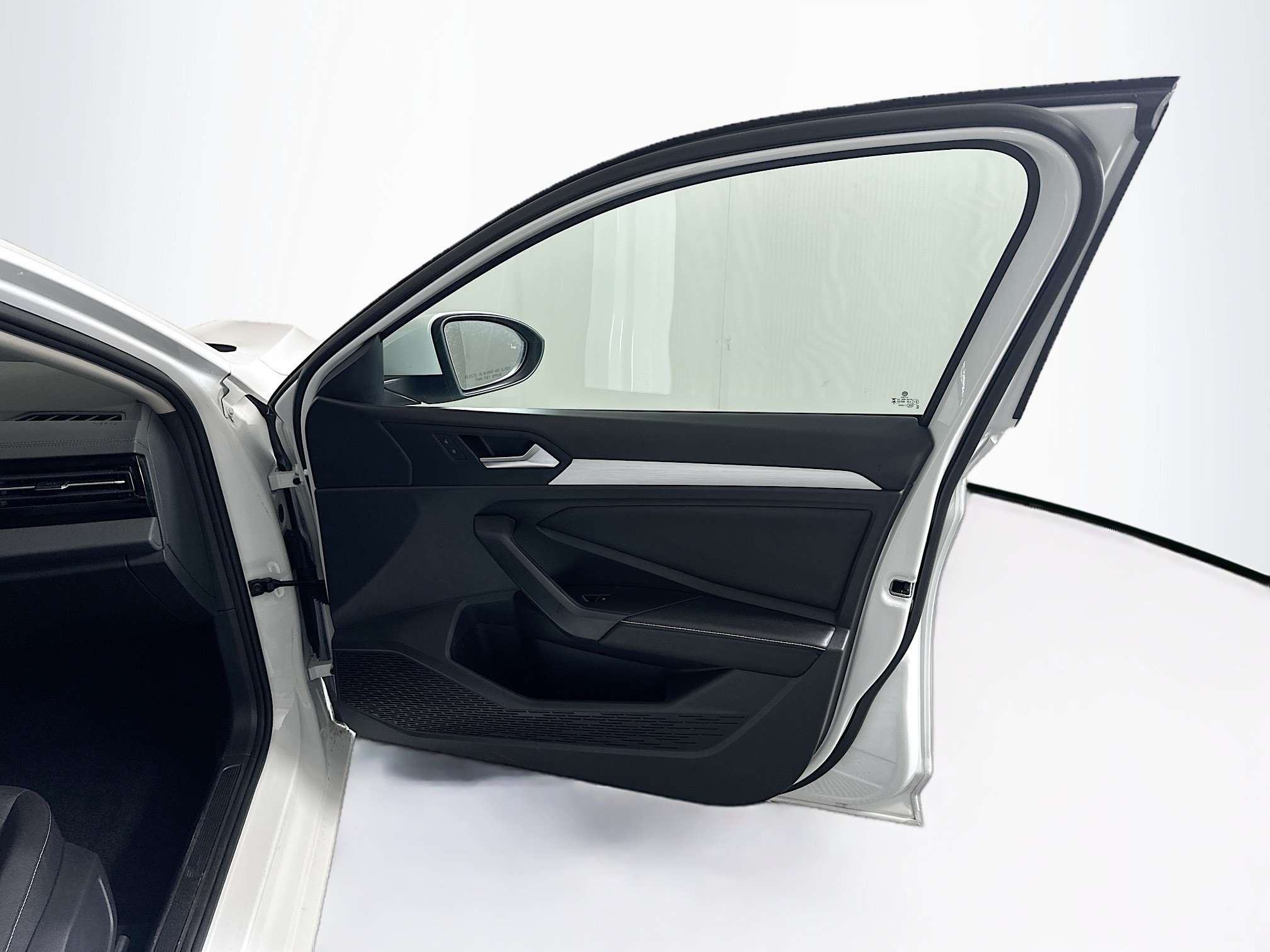 Used 2025 Volkswagen Jetta S FWD image 31