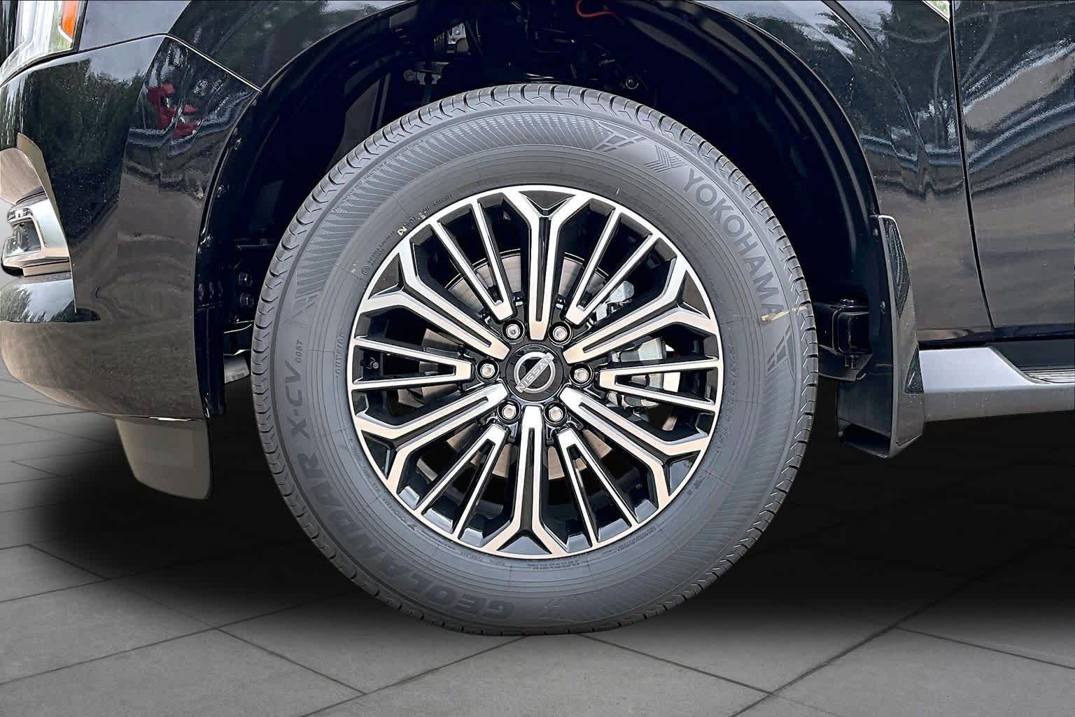 New 2027 Nissan Armada Platinum AWD/4WD image 9