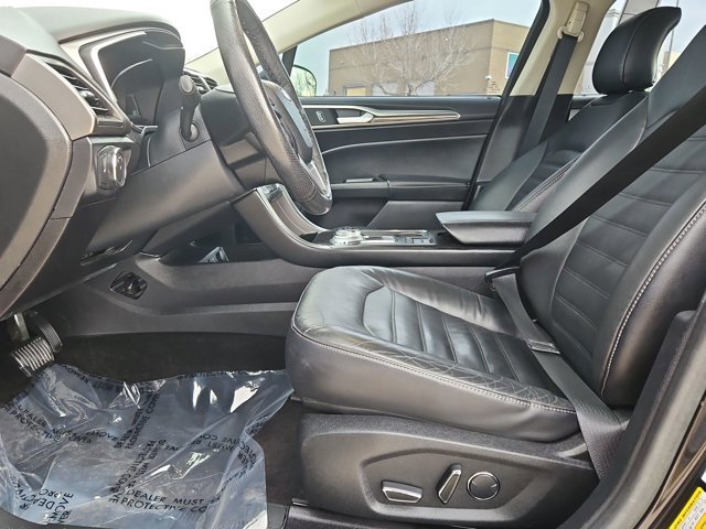 Used 2018 Ford Fusion Energi SE image 16