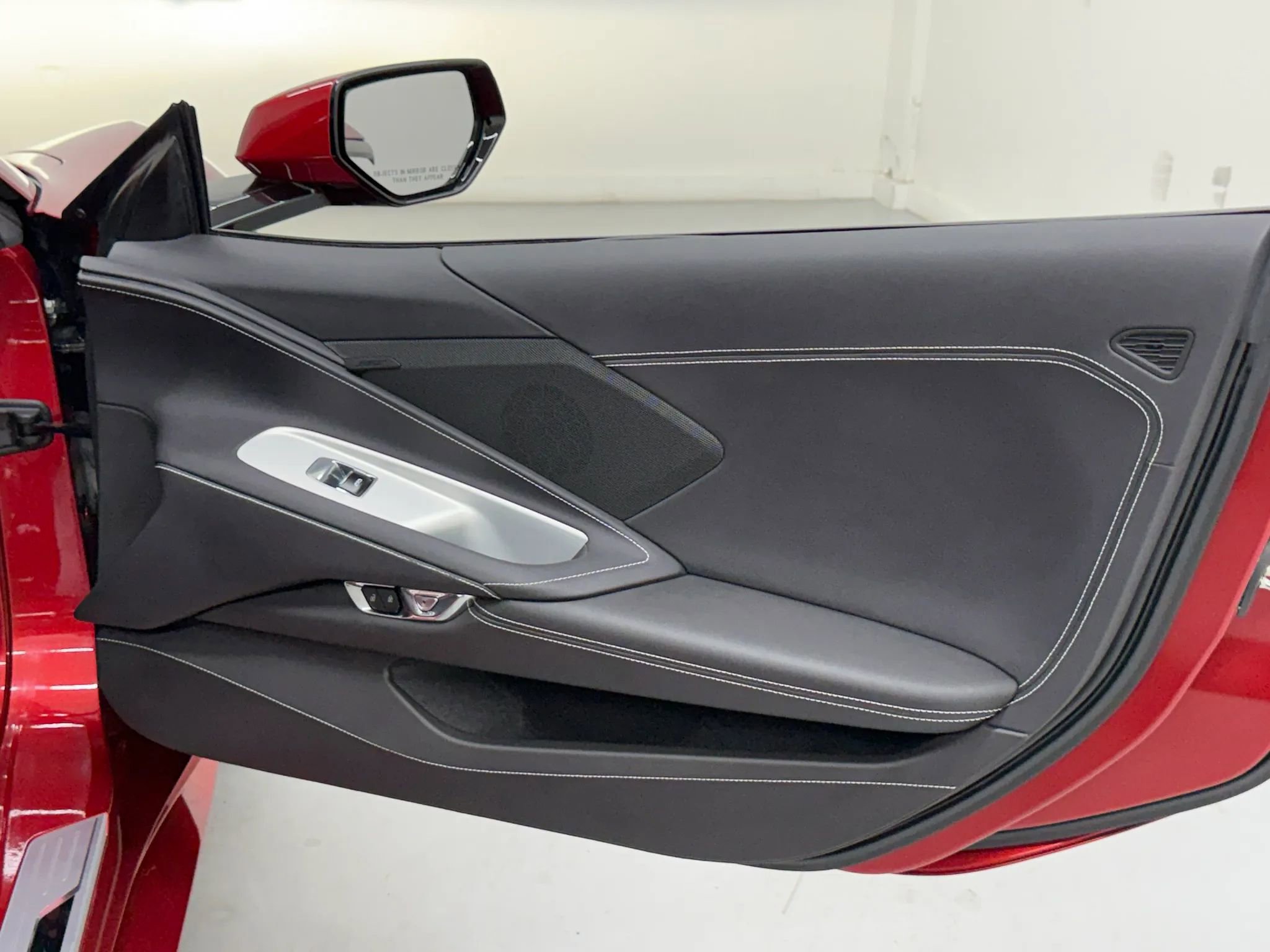 Used 2023 Chevrolet Corvette Stingray Coupe w/ Z51 Performance Package image 18
