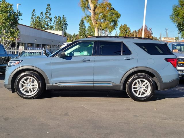Used 2025 Ford Explorer Active w/ Active Comfort Package RWD image 30