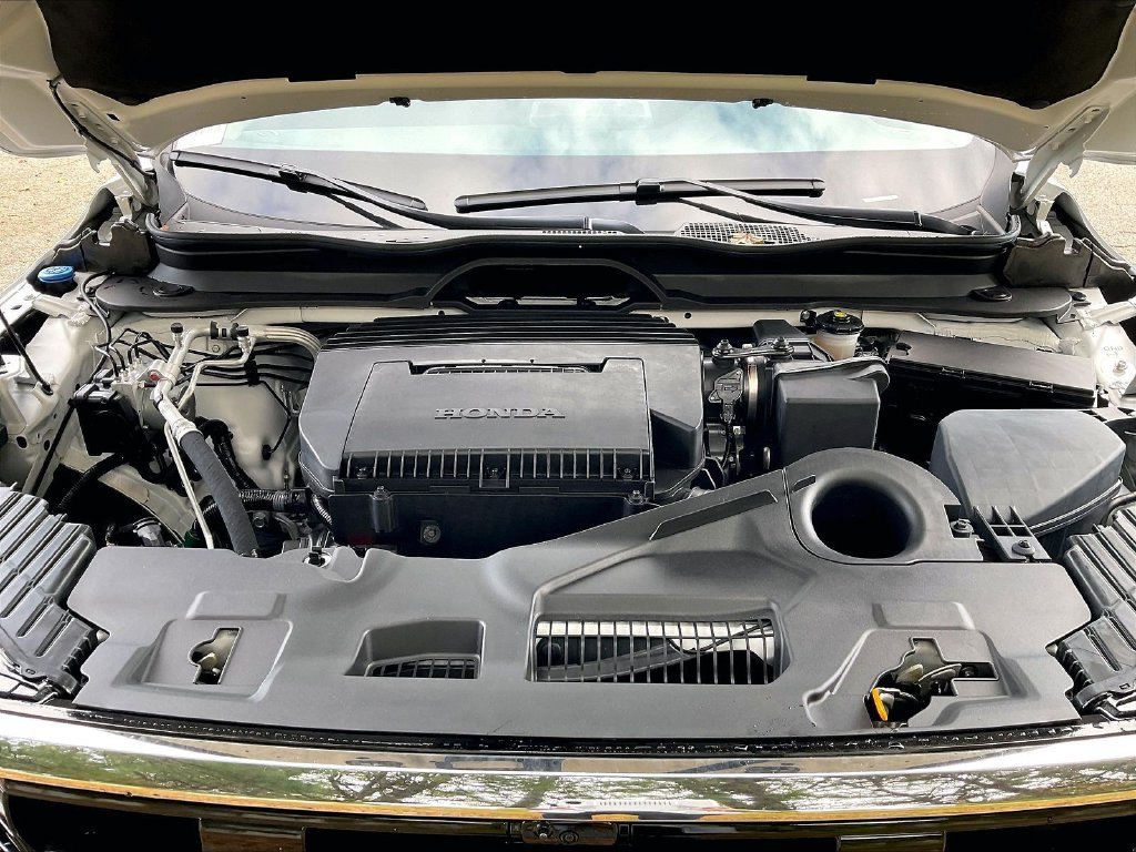 New 2026 Honda Pilot Touring image 16