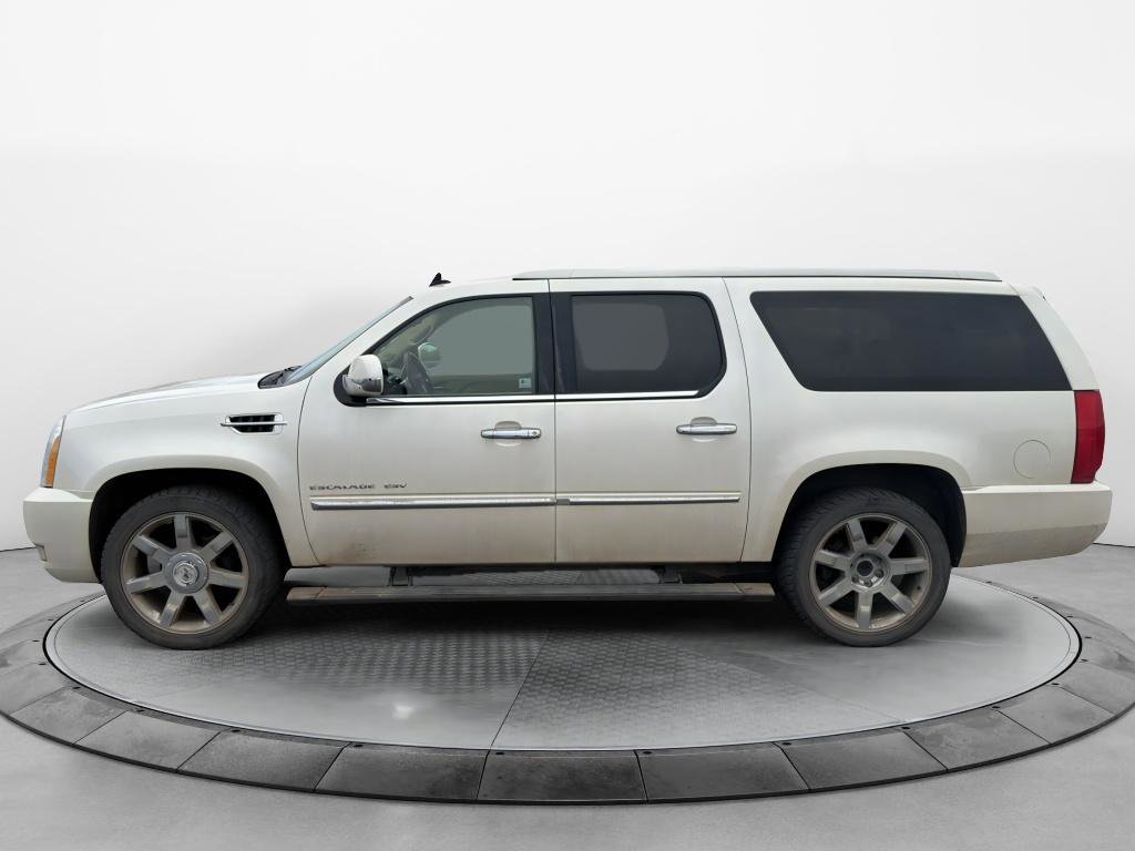 Used 2011 Cadillac Escalade ESV Premium AWD/4WD image 8