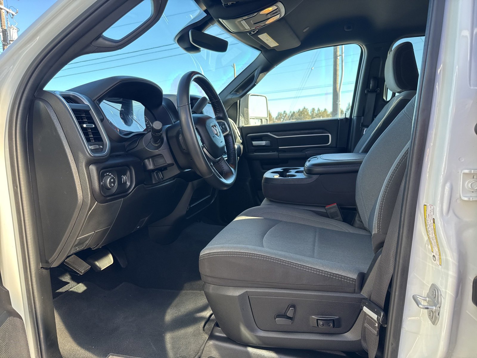 Used 2024 RAM 2500 Big Horn image 8