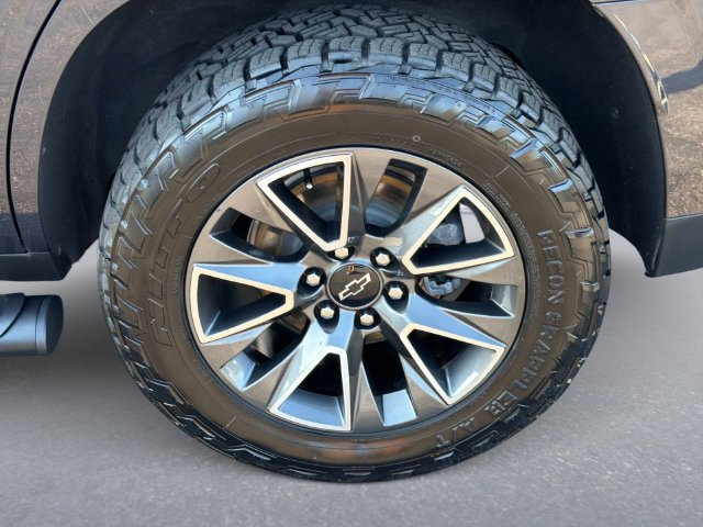 Used 2024 Chevrolet Tahoe Z71 w/ Max Trailering Package AWD/4WD image 10