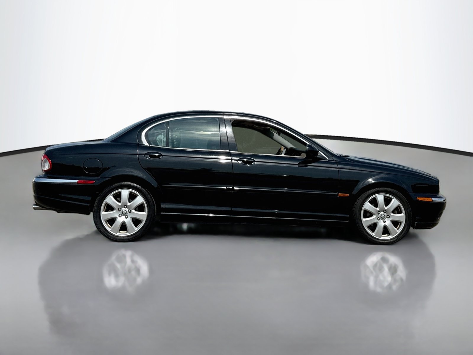 Used 2004 Jaguar X-TYPE 3.0 AWD/4WD image 8