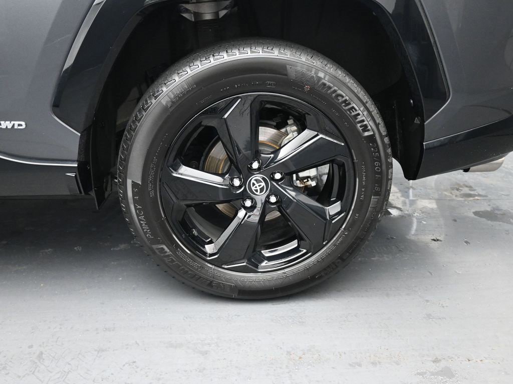 Used 2021 Toyota RAV4 XSE image 11