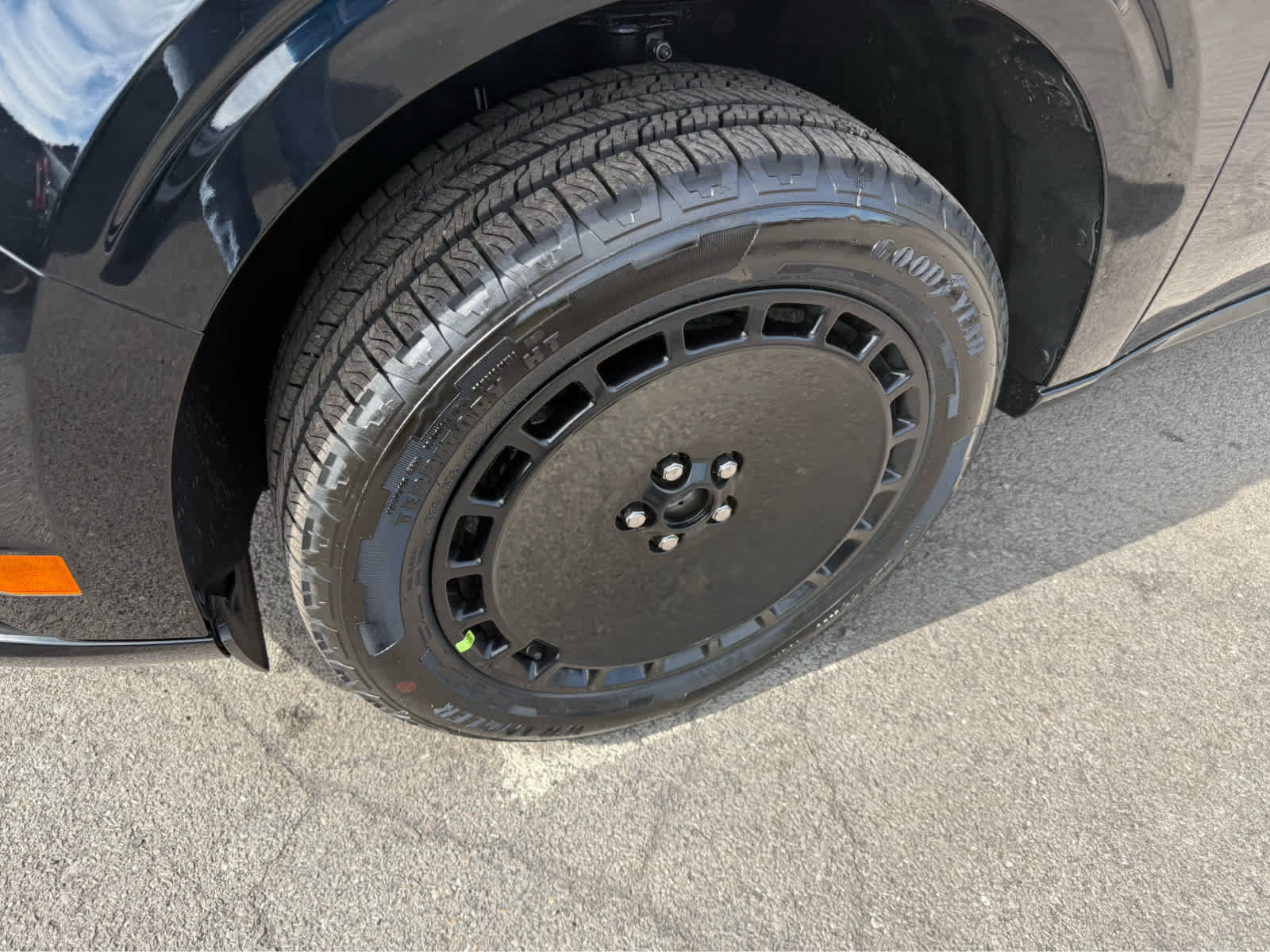 New 2025 Ford Maverick Lobo image 4