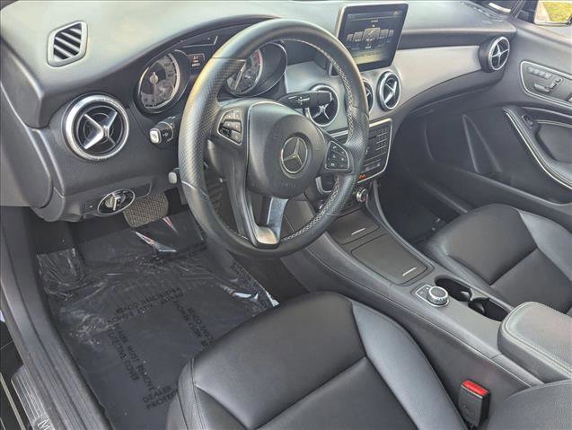 Used 2015 Mercedes-Benz CLA 250 4MATIC image 10