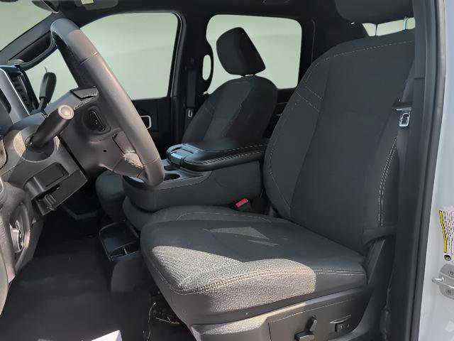 Used 2025 RAM 2500 Big Horn AWD/4WD image 10