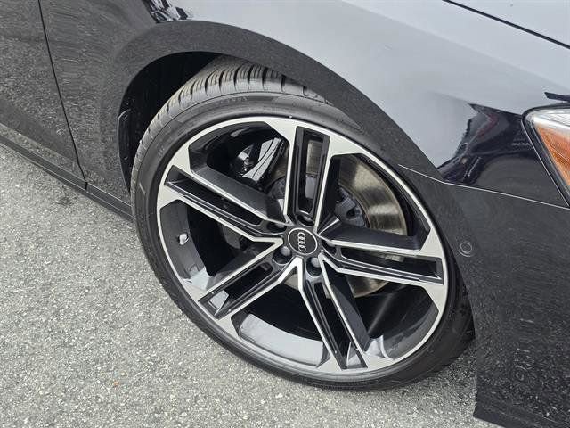 New 2025 Audi A8 L 3.0T image 33