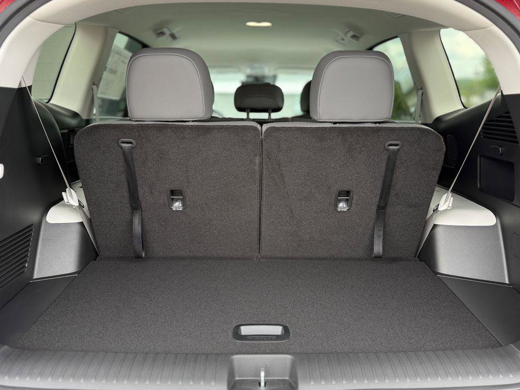 New 2026 Hyundai Ioniq 9 SEL image 5