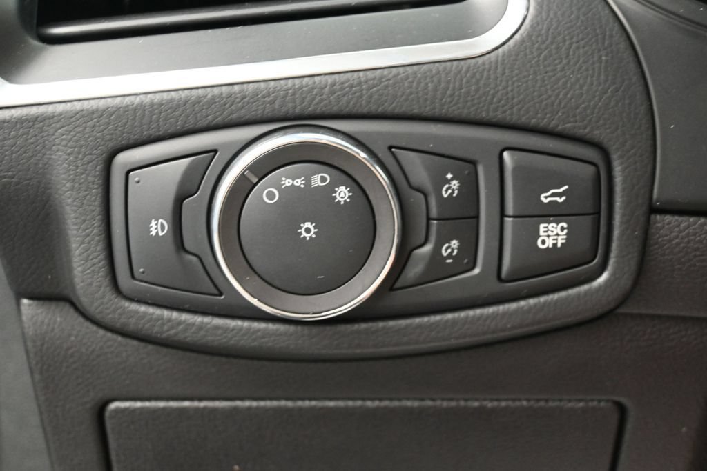 Used 2022 Ford Edge ST w/ Equipment Group 401A AWD/4WD image 9