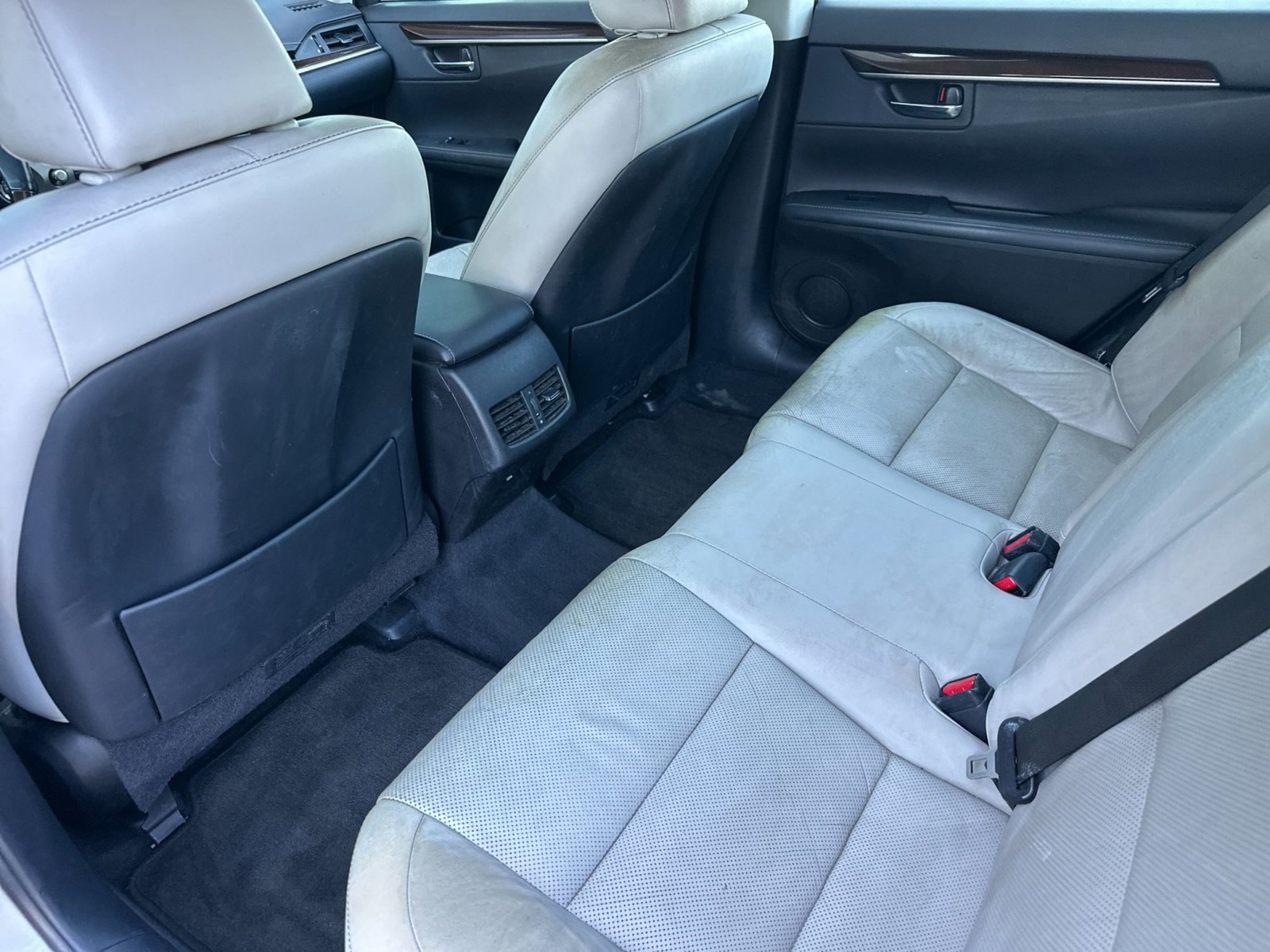 Used 2014 Lexus ES 350 w/ Luxury Package FWD image 11