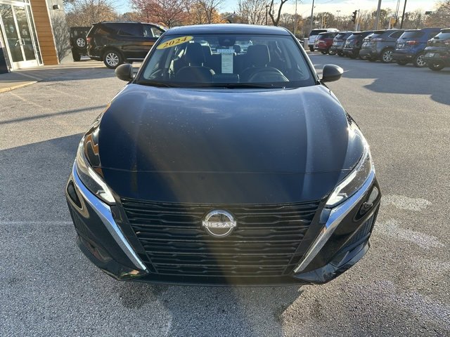 Used 2024 Nissan Altima 2.5 SV image 3