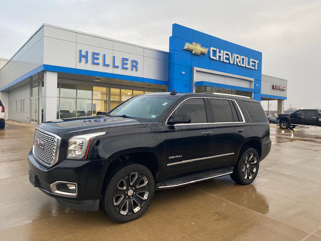 Used 2017 GMC Yukon Denali w/ Open Road Package image 3