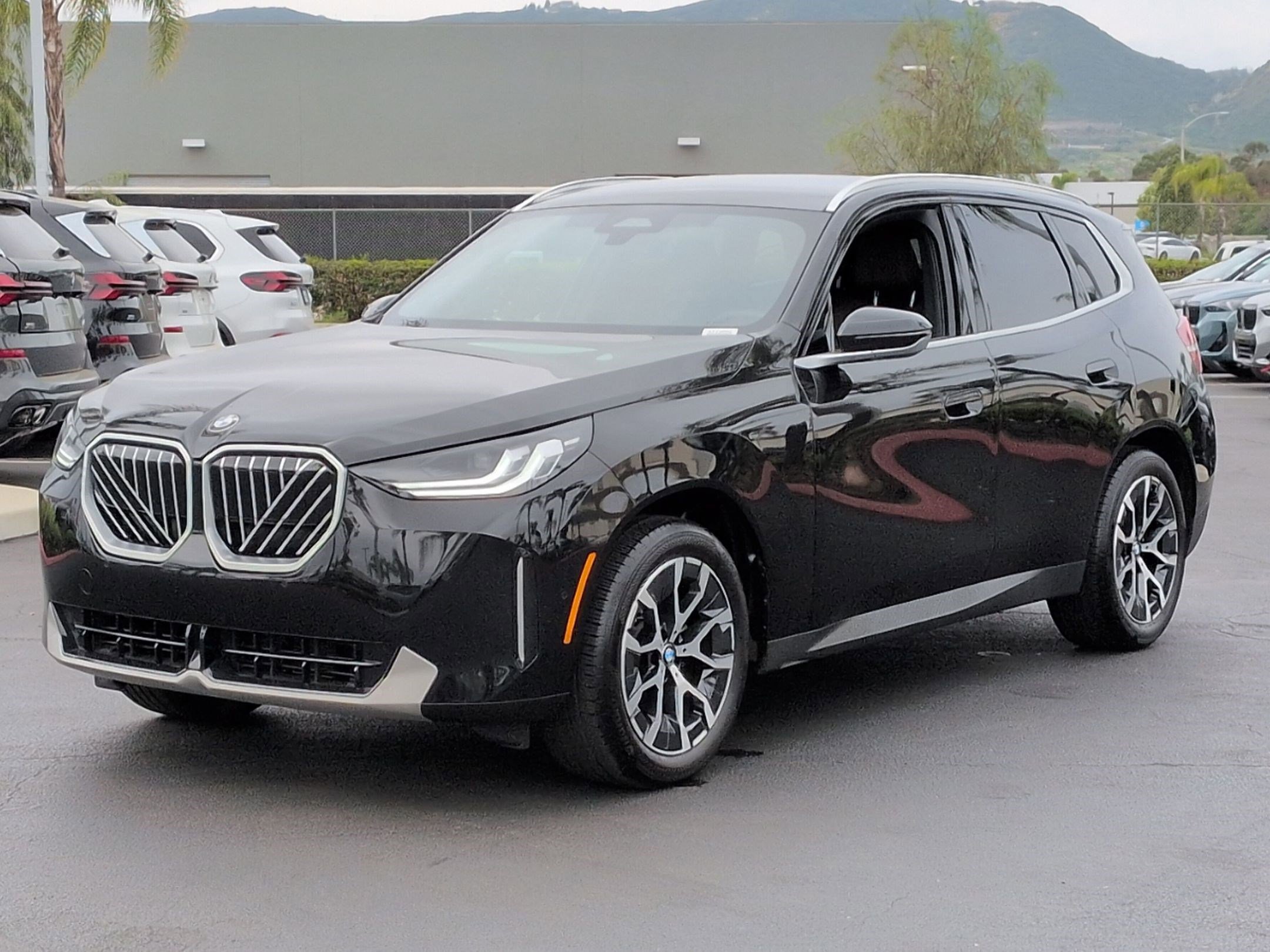 Used 2026 BMW X3 xDrive30 w/ Convenience Package image 5