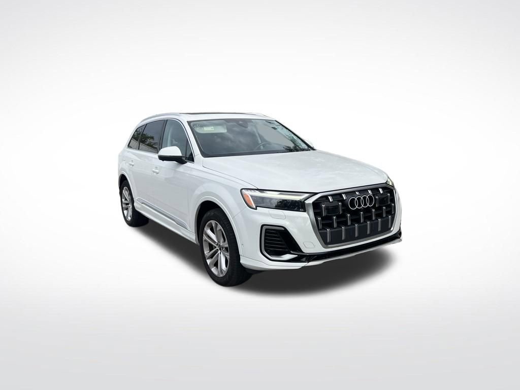 Used 2025 Audi Q7 3.0T Premium Plus AWD/4WD image 2