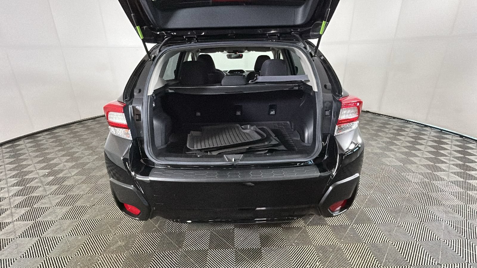Used 2018 Subaru Crosstrek 2.0i Premium w/ Popular Package #3 AWD/4WD image 32