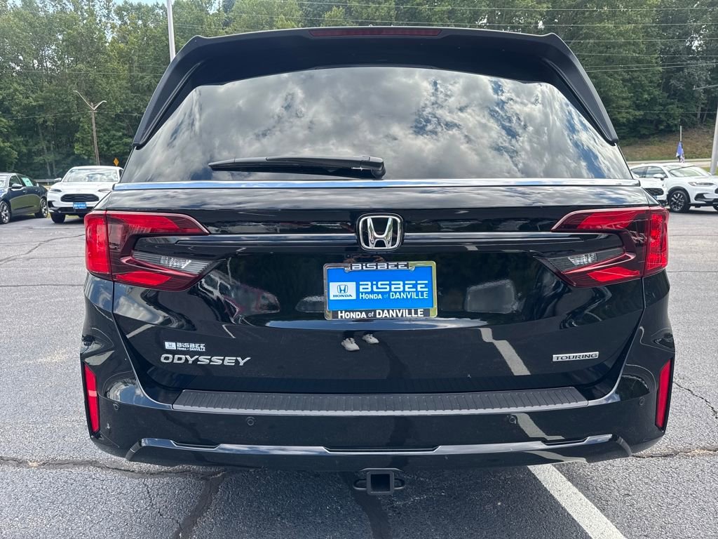New 2026 Honda Odyssey Touring image 4