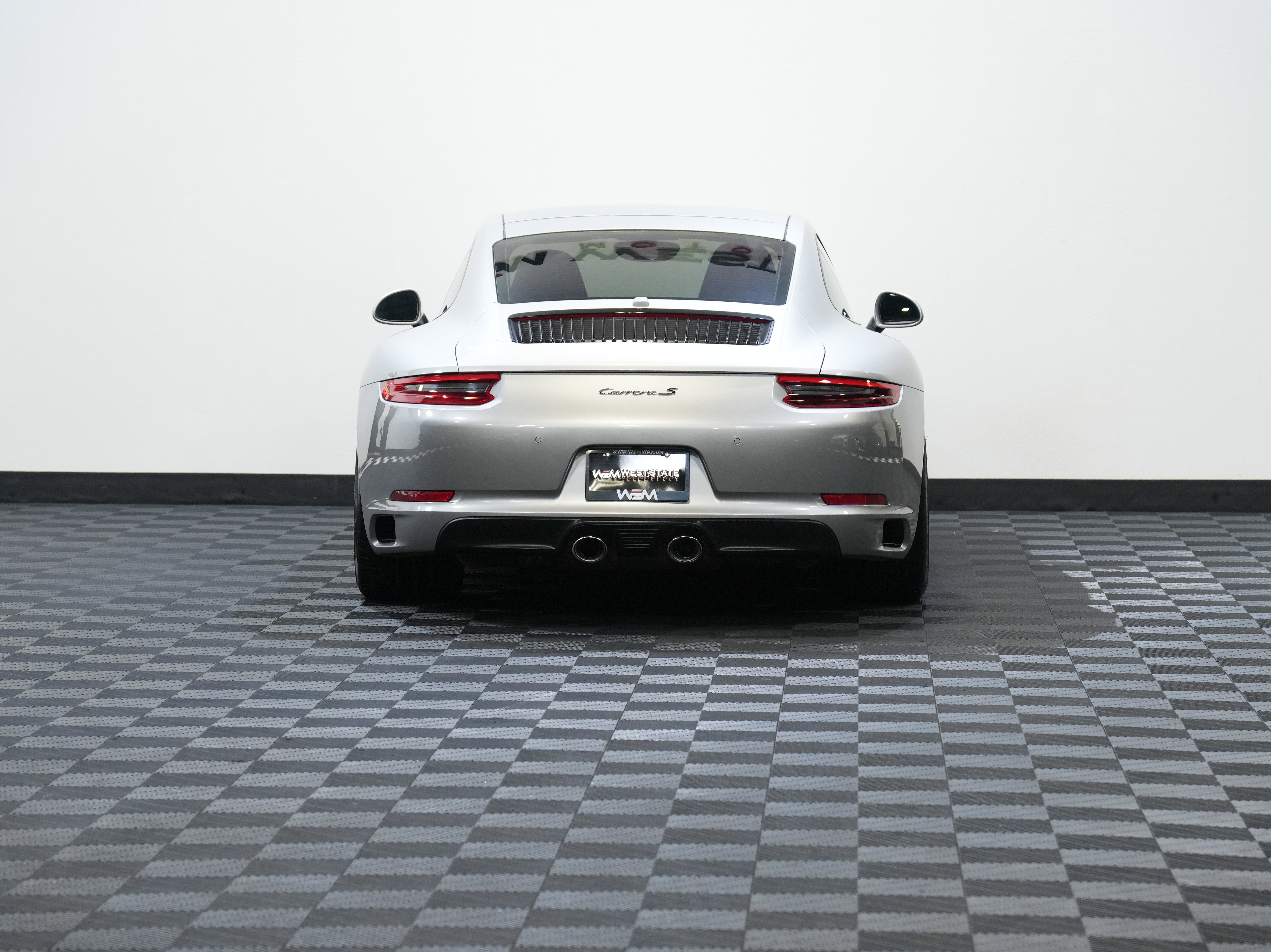 Used 2017 Porsche 911 Carrera S image 7