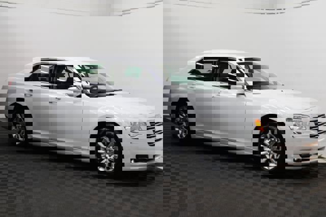 Used 2013 Chrysler 300 Motown w/ Driver Convenience Group image 3