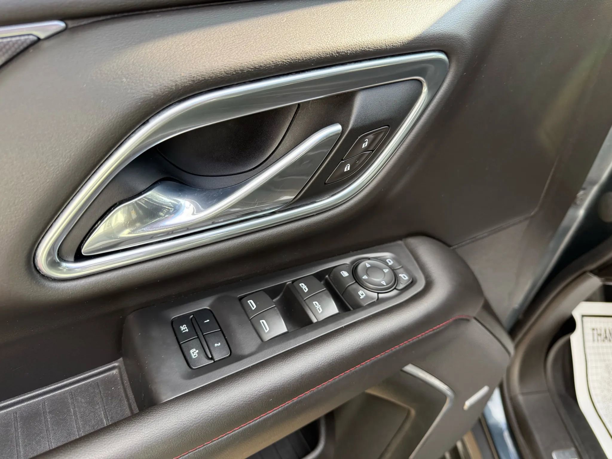 Used 2021 Chevrolet Suburban RST w/ Luxury Package image 21