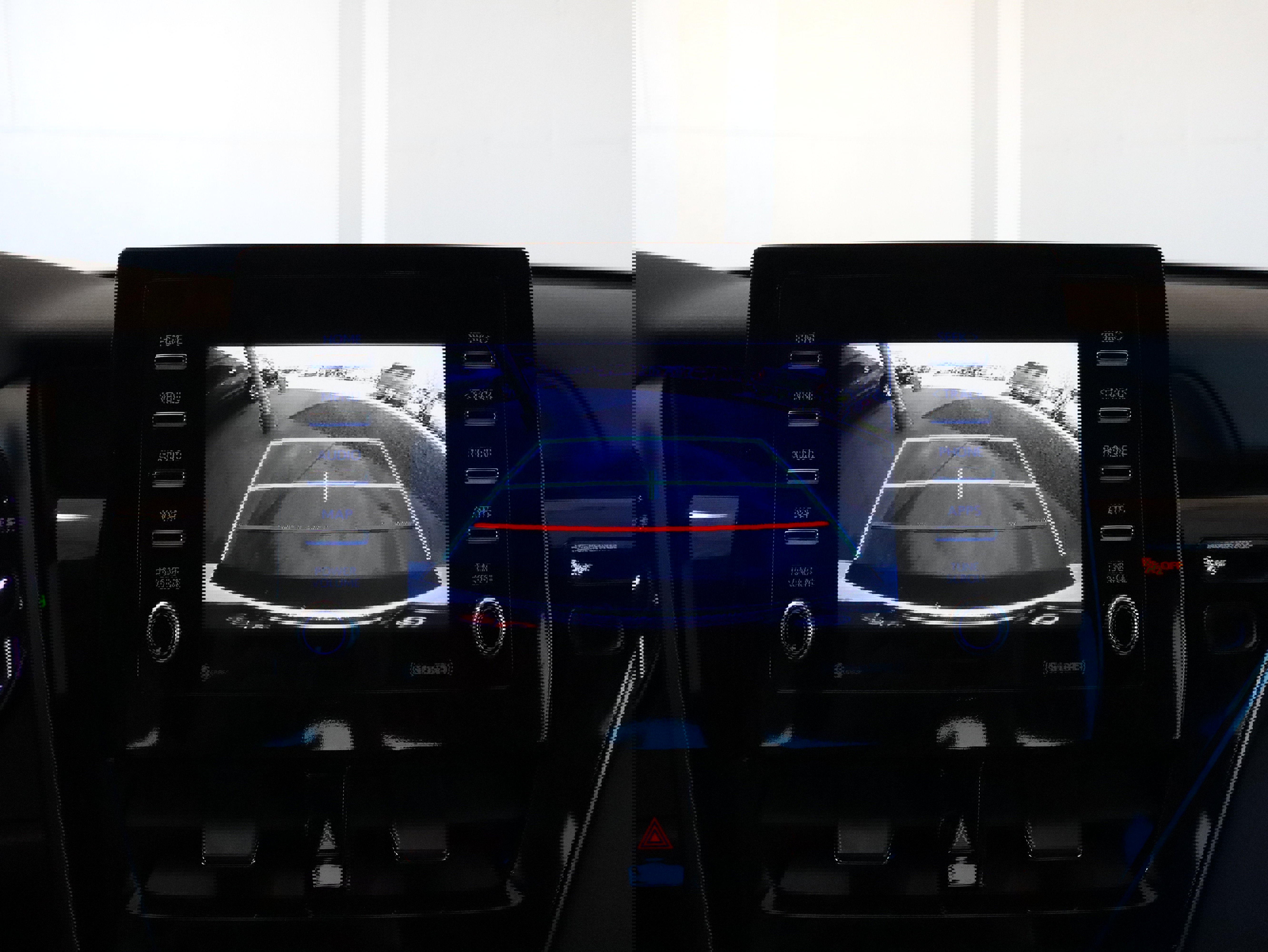 Used 2024 Toyota Camry SE image 29