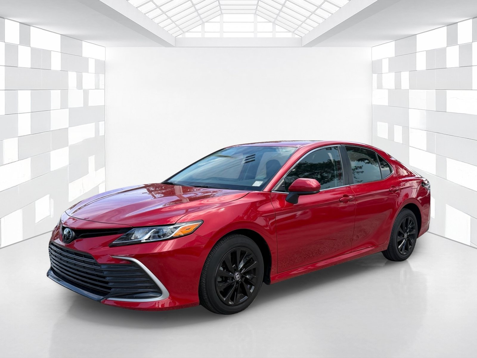 Used 2023 Toyota Camry LE FWD image 3