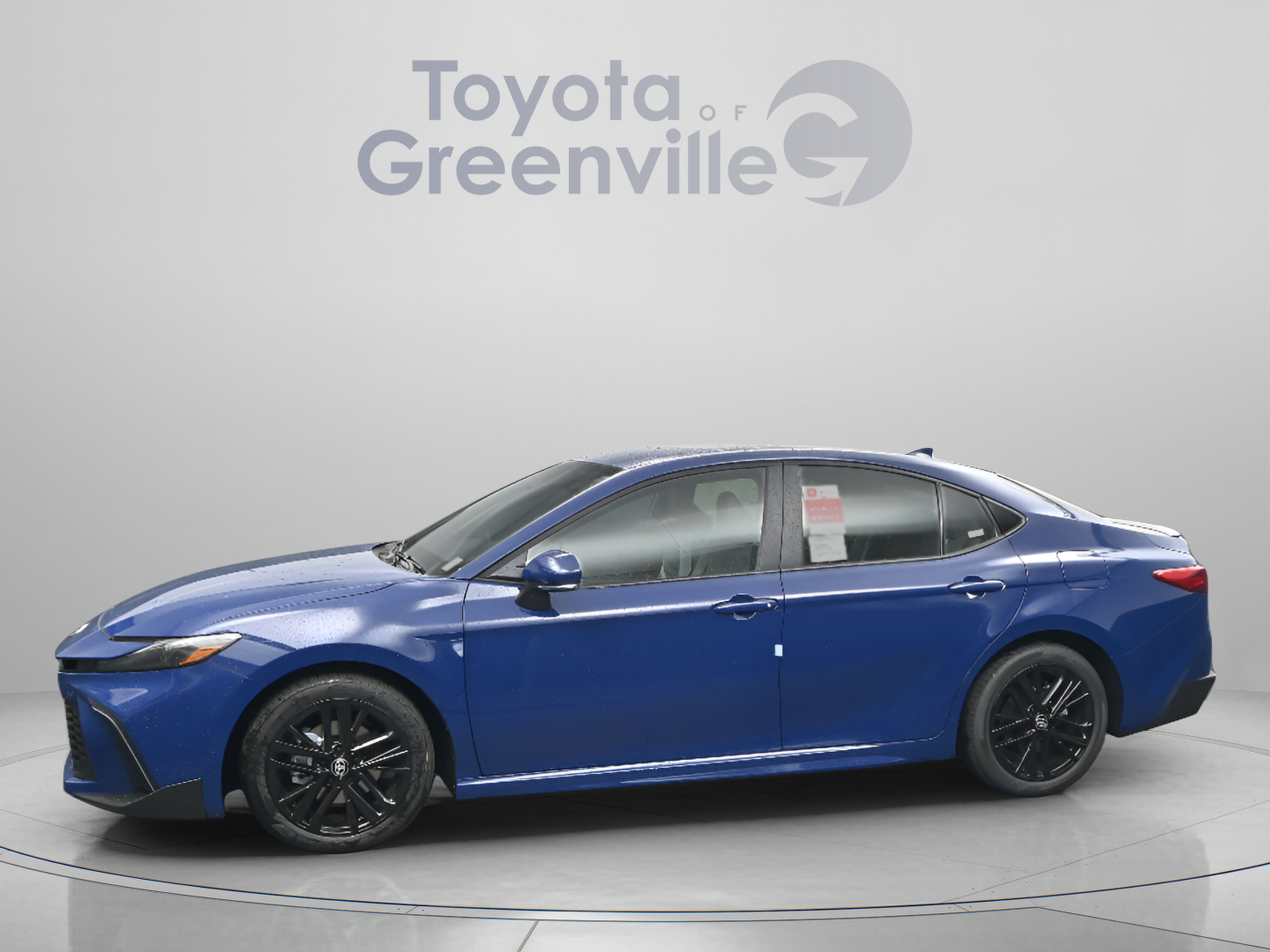 New 2026 Toyota Camry SE FWD image 4