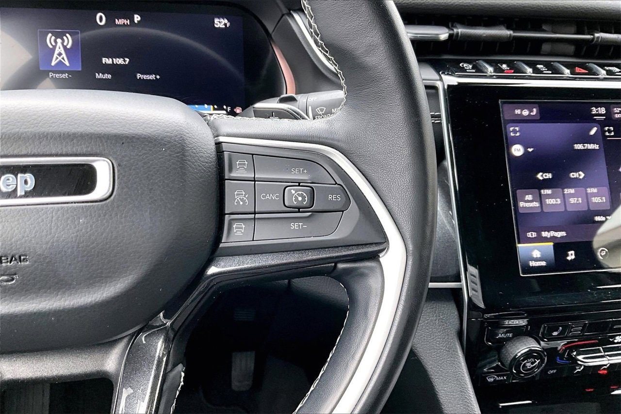 Used 2021 Jeep Grand Cherokee L Laredo image 29